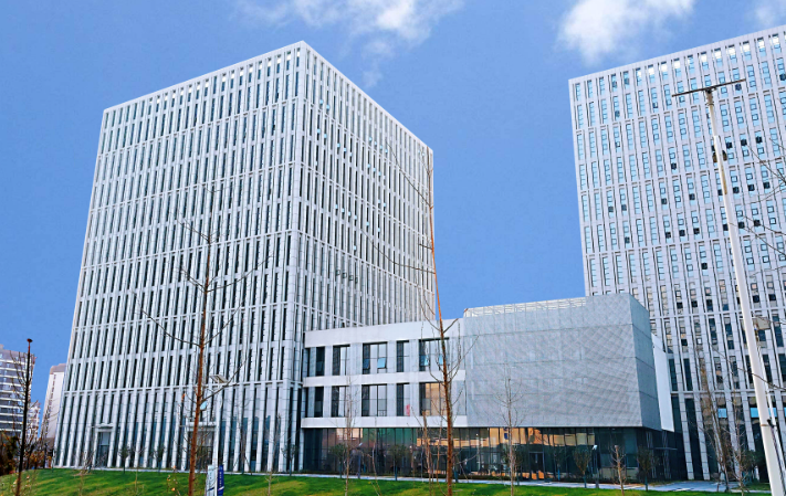 2025年厦门工业五金批发市场供需趋势与橡塑制品应用分析